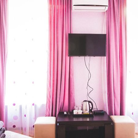 Guest House Big Family Tbilisi Buitenkant foto